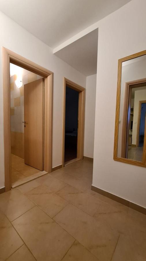 Apartments Pavlinovic Kaštela Esterno foto